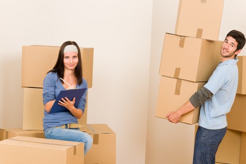 Local small removals transport for fragile and bulky items
